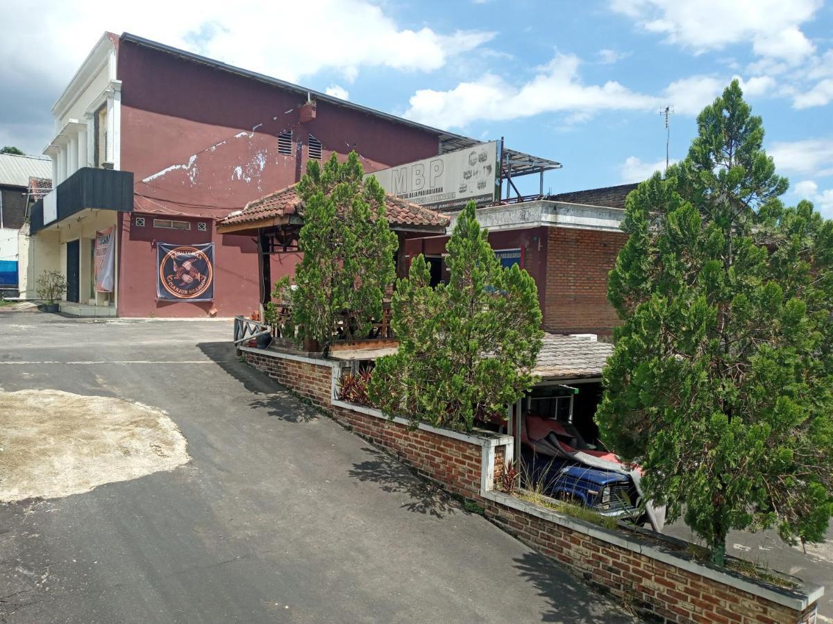Urbanview Hotel Rio Life House Cianjur By Reddoorz Exterior foto